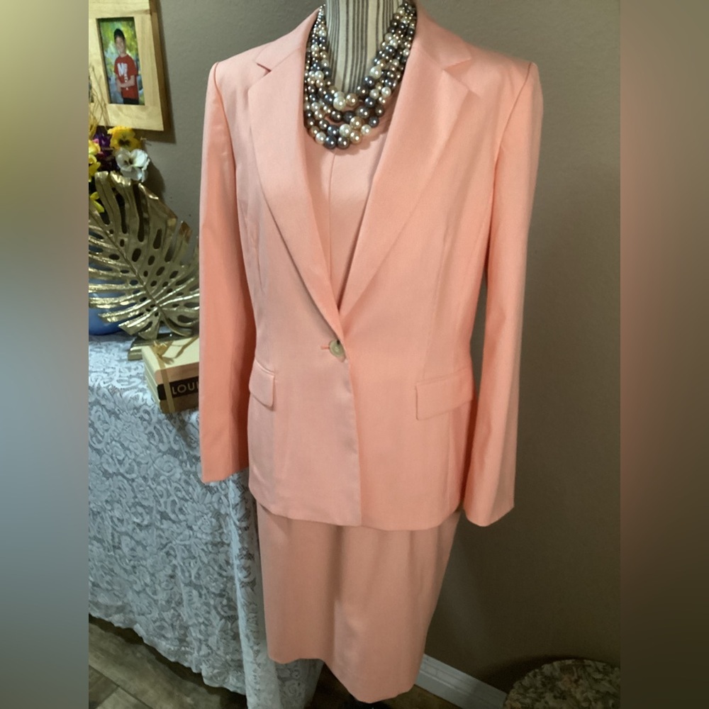 Tahari Arthur S. Levine Peach Stripes Dress & Blaizer - Picture 3 of 13